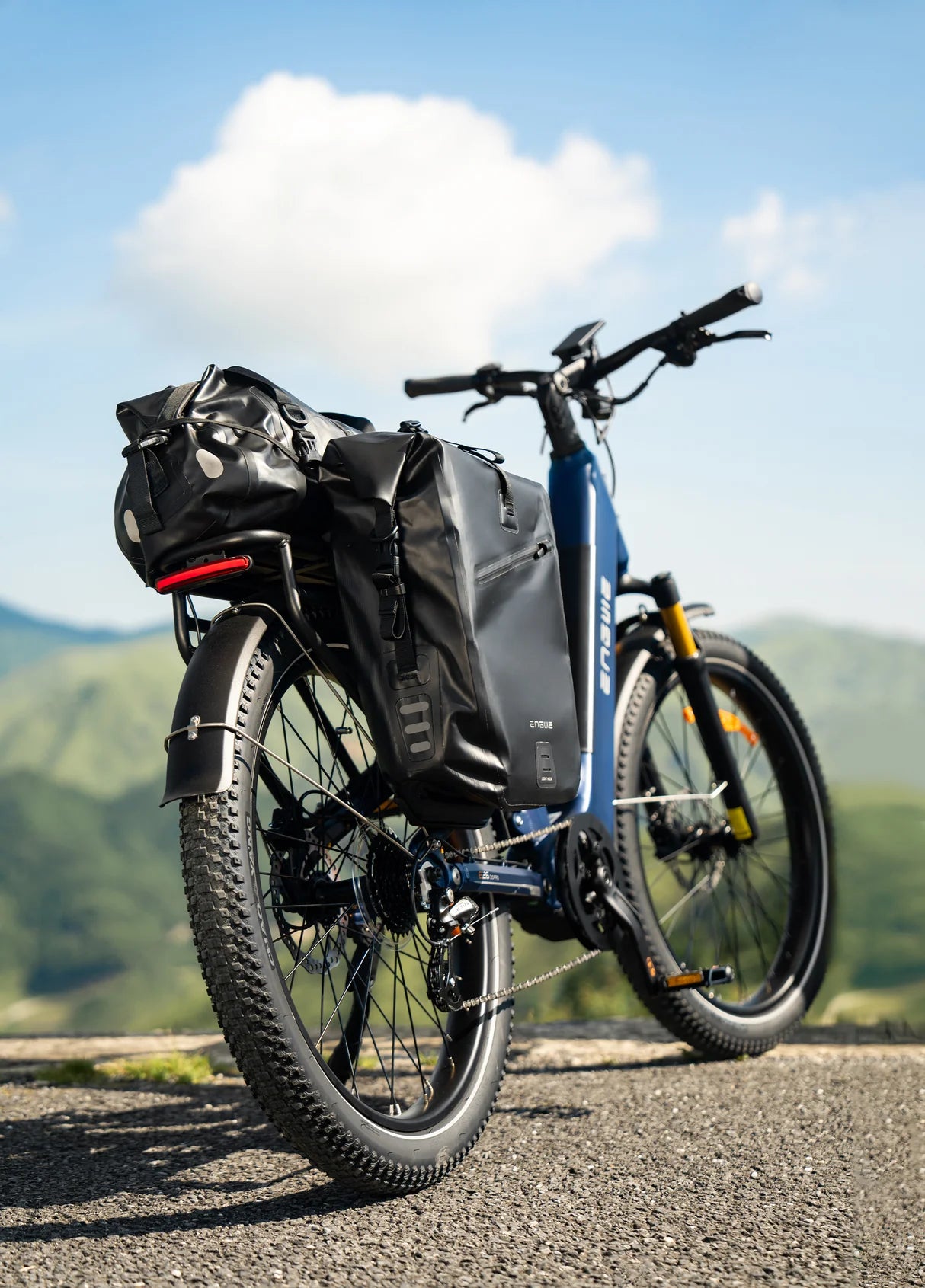 ENGWE E26 3.0 Pro – Vélo électrique tout suspendu 250W, 135 km d’autonomie et couple de 100 Nm