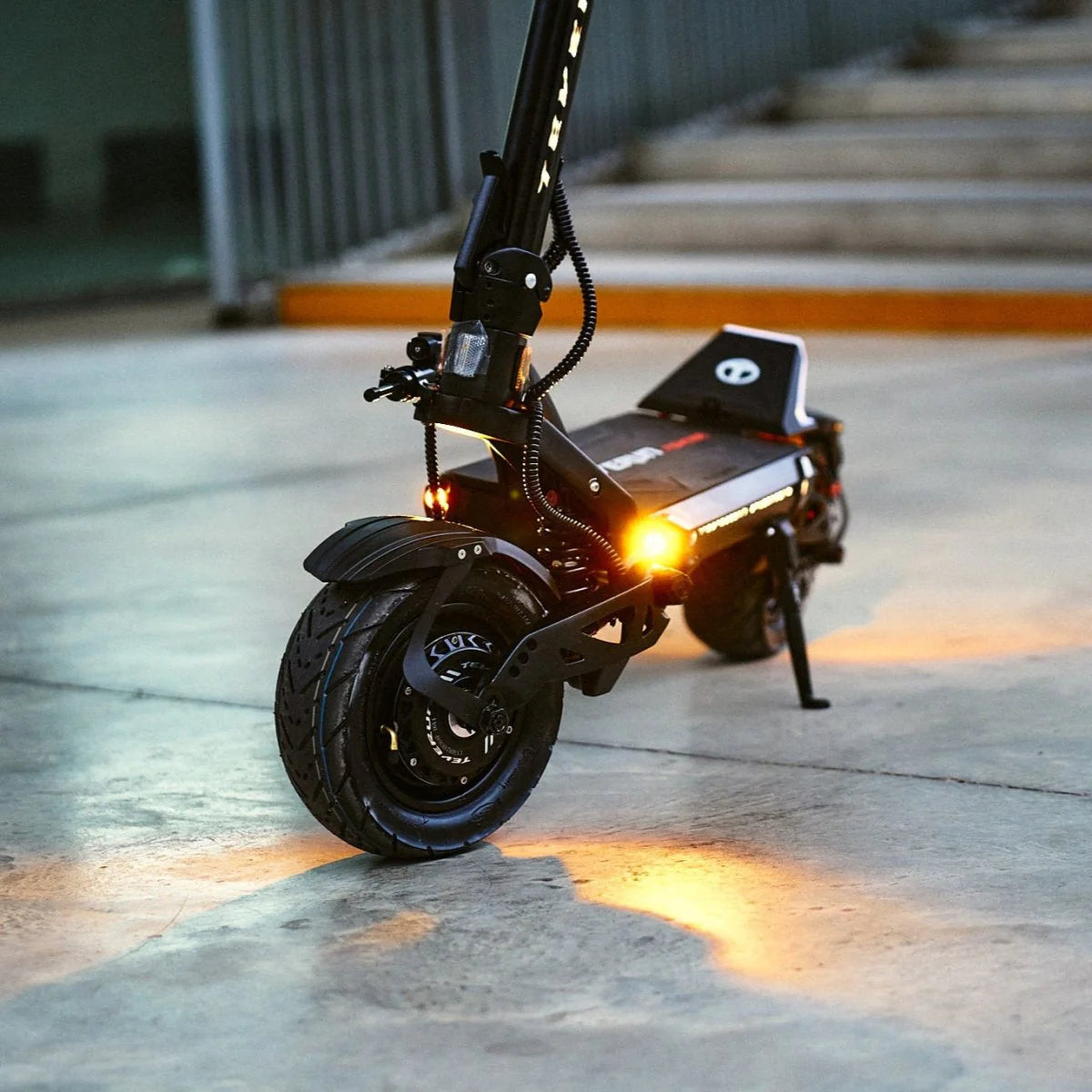 Teverun Fighter Supreme Plus – Trottinette électrique puissante, 200 km d’autonomie